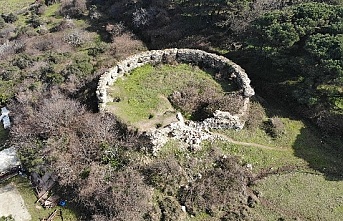 Tarihi Poyrazköy Kalesi Harabeye Döndü